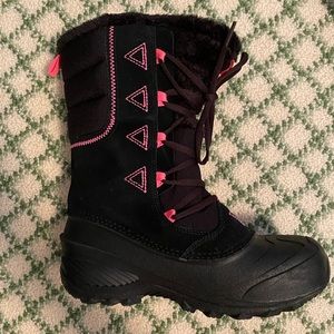 The North Face girls Shellista snow boots EUC 6